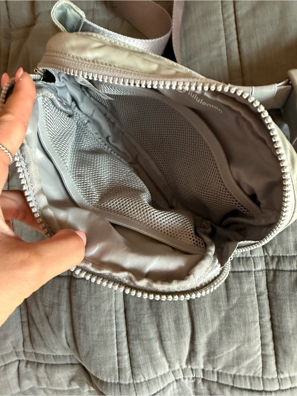 lululemon athletica Beige Crossbody Belt Bag - Picture 3 of 6